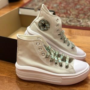 Converse Sage green Floral Platform converses Chuck
Taylor All Star Floral